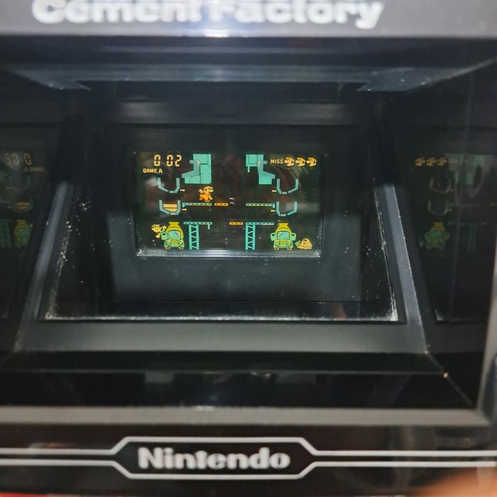 Nintendo Mario S cemant factory 1983