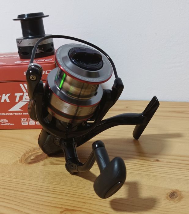 Mulineta Feeder FL Black Tena 6000 9 Rulmenti