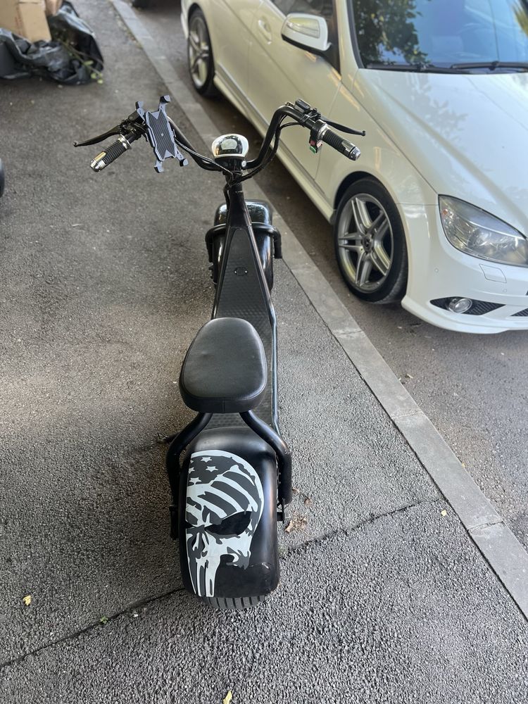 Vand scuter electric