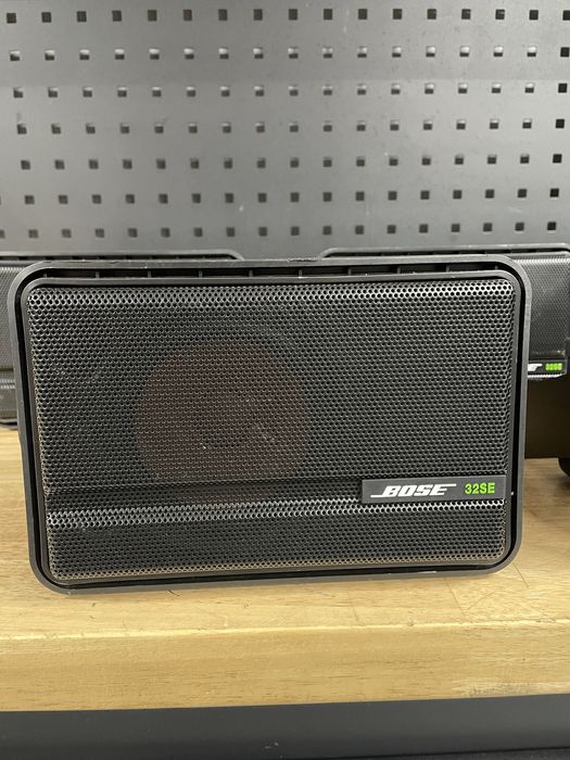 Boxe exterior interior bose freespace 32se pret pe bucata