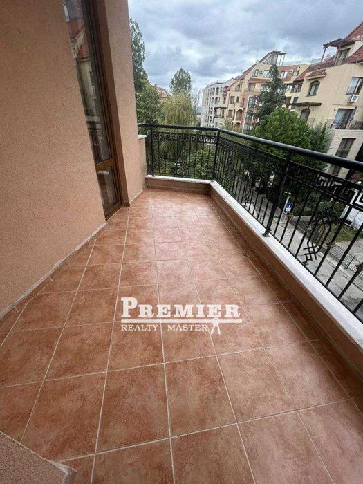 Продава се Двустаен апартамент в к.к. Слънчев бряг - 63 кв.м за 1240 €/кв.м - Снимка #9