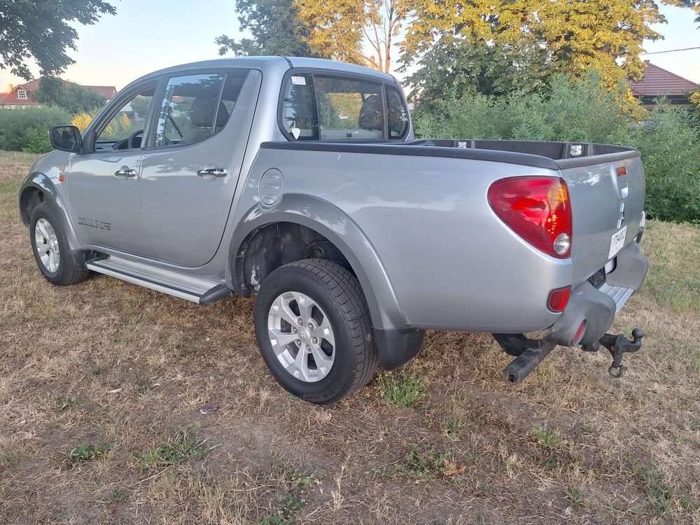 Mitsubishi L200! Recent adus! An 2006! 4x4! Kilmatronic!