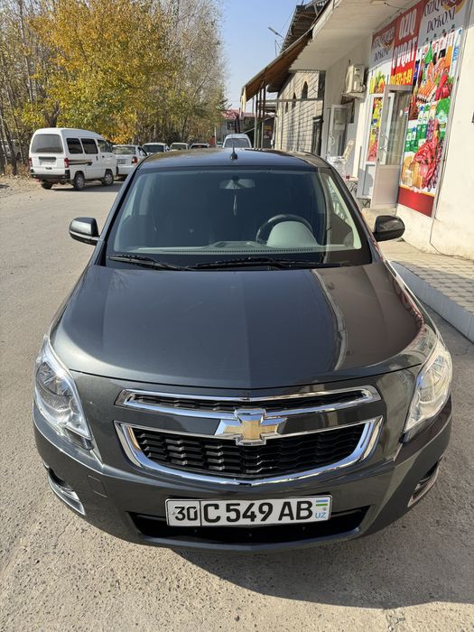 Срочно продается машина