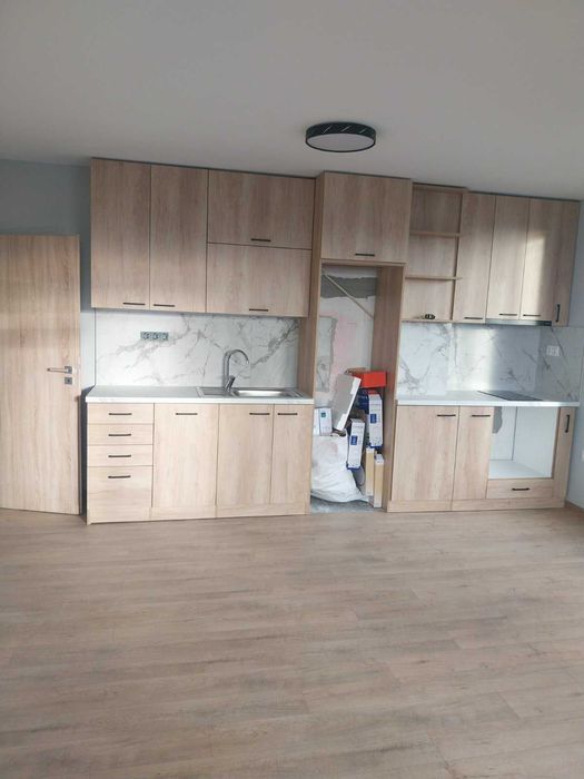 Продава се Тристаен апартамент в Благоевград, Еленово 1 - 98 кв.м за 2 €/кв.м - Снимка #9