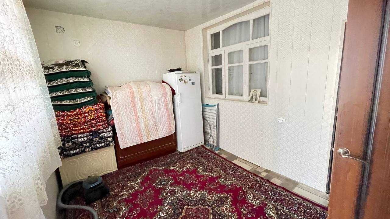 Продается участок 2,4 сотки, 5 комнат на Бектемире ориентир РОВД
