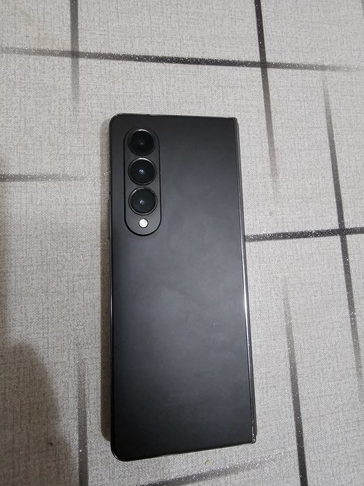 Samsung z fold 4 телефон