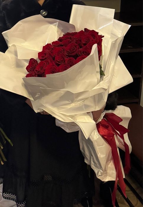 Роза свежий 10.000 метровый 25штук