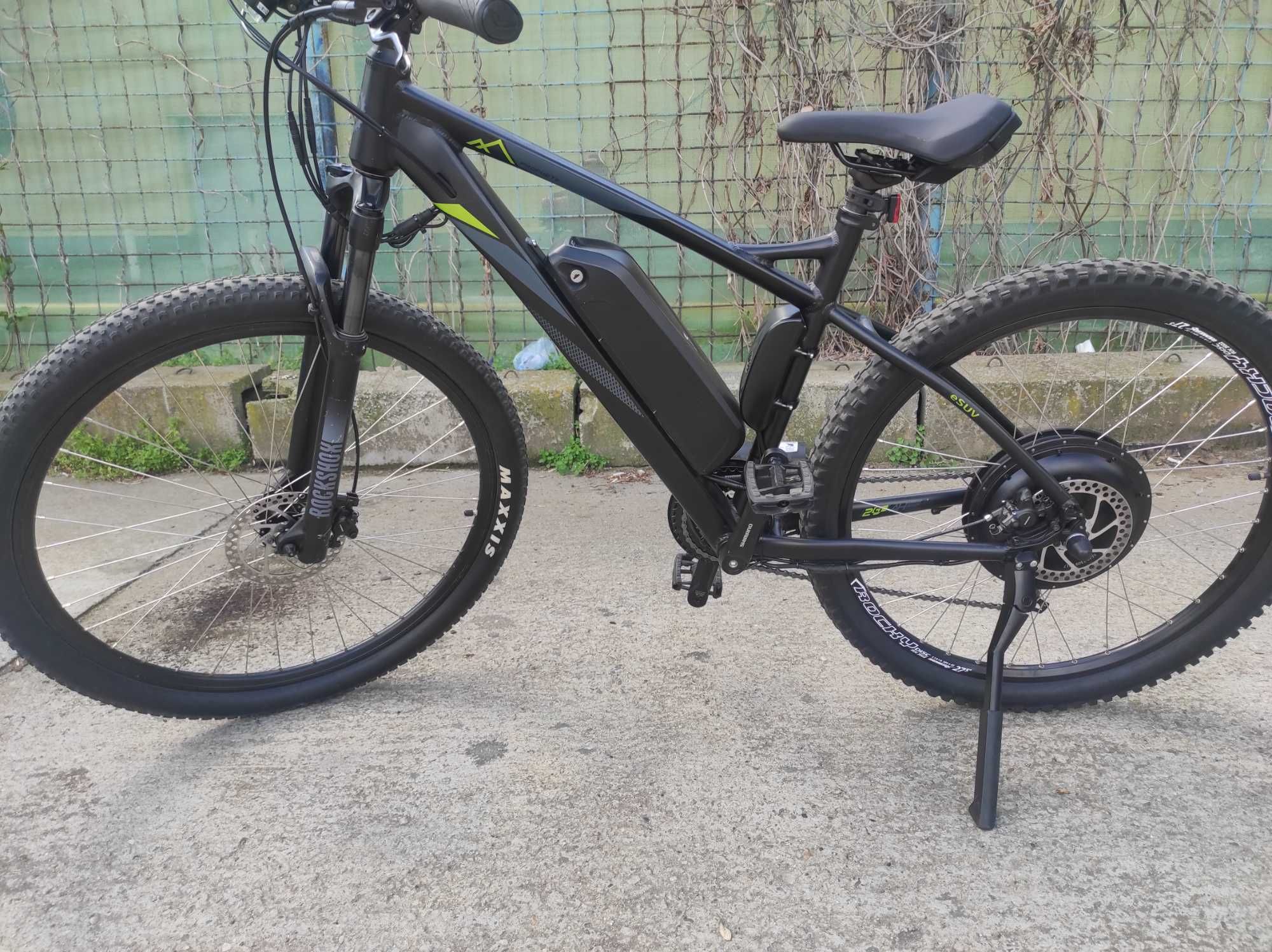 Bicicleta electrica cu senzor pas si acceleratie 40/50 km/h