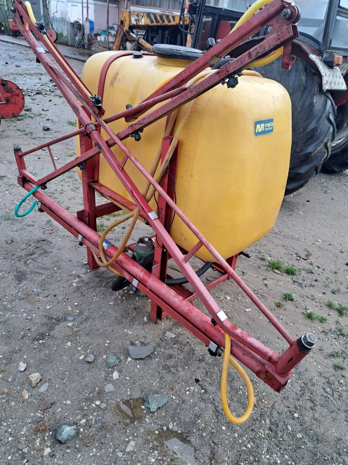 Stație erbicidat 440