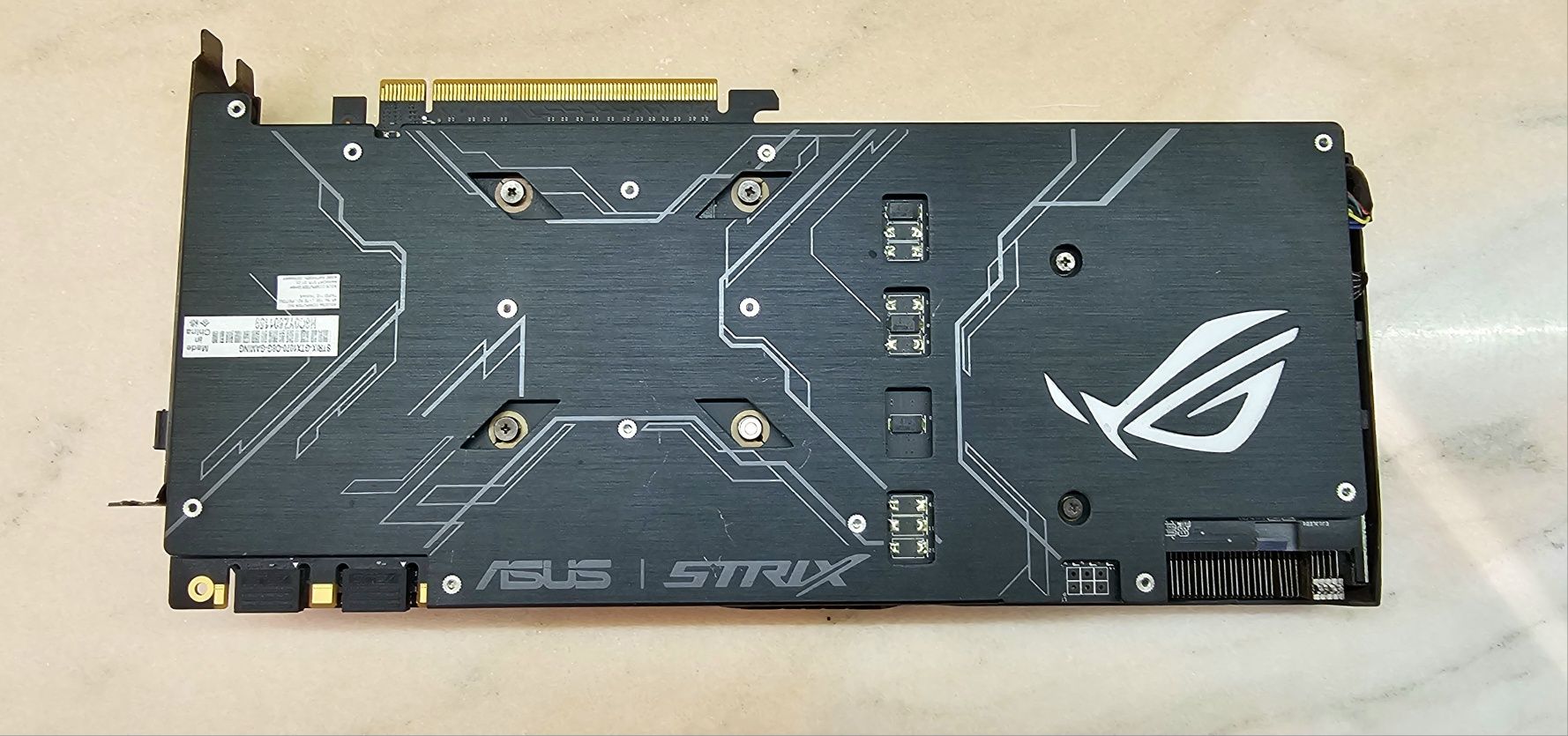 Asus nvidia GeForce 1070 sc