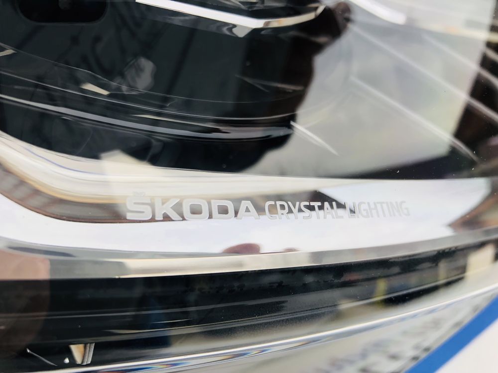 Far dreapta Led Skoda Superb 3 Facelift după 2019 cod 3V1941016D