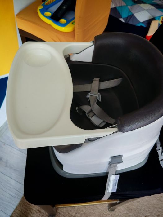 Vând scaun Ingenuity bebe