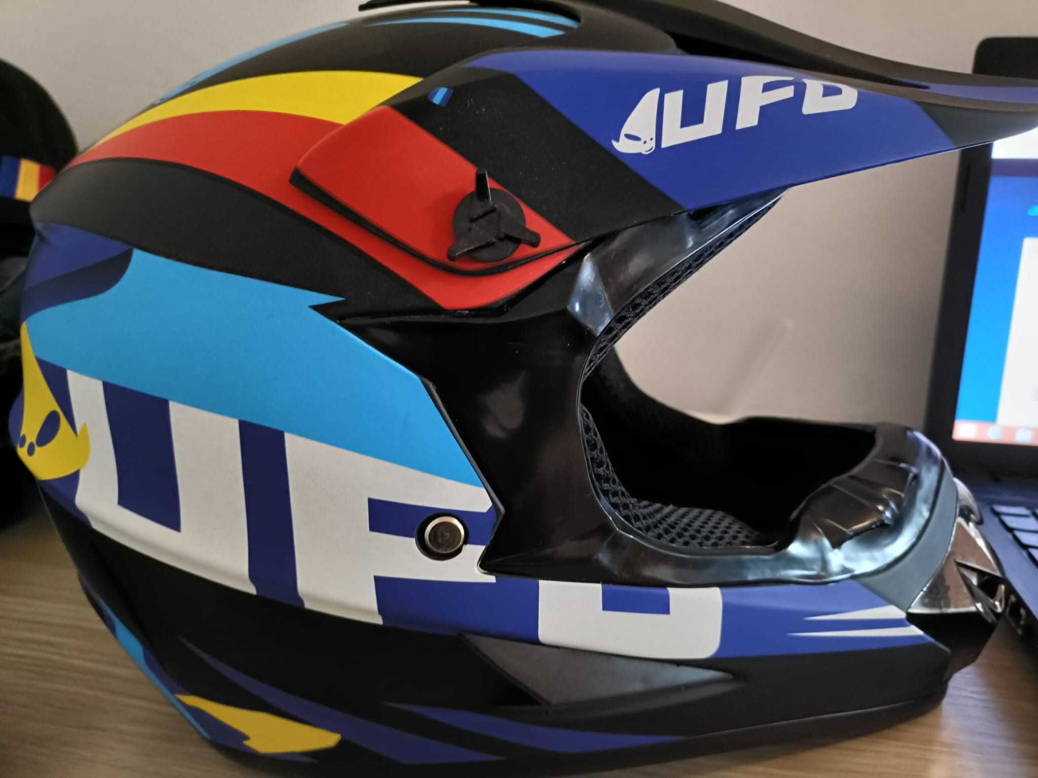 Casca moto noua.