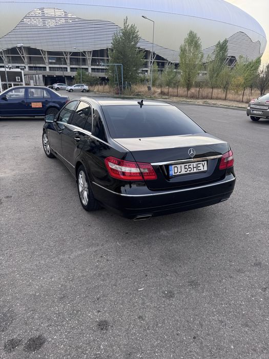 Mercedes E Class E220 CDI 170cp W212  Avantgarde
