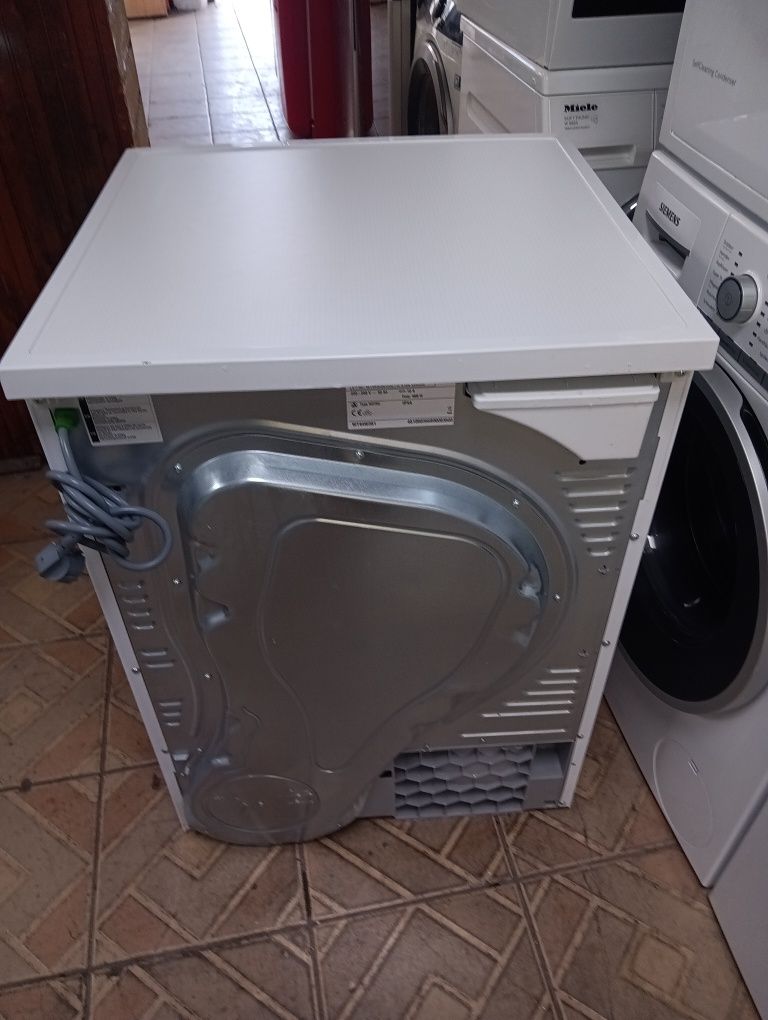 Сушилня с термопомпа Сименс Siemens IQ 500 A++ 7кг 2 години Гаранция!