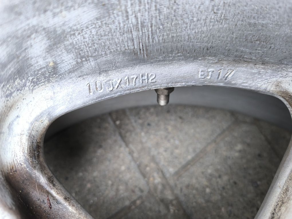 Artec L 17 цола Спорт пакет 8.5J / 10J 5х112