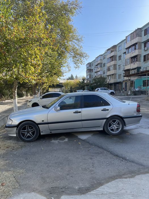 СрочноMercedes benz w202 c180
