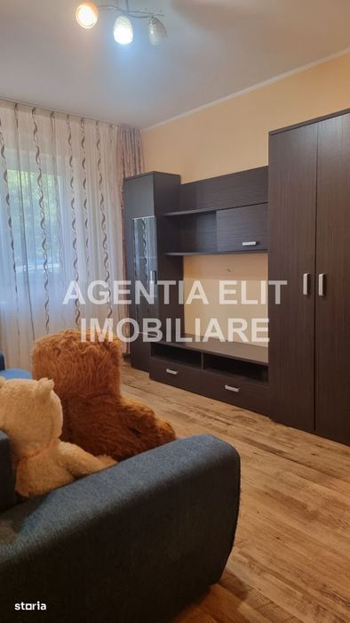 Apartament 2 camere, zona Scolii nr 7