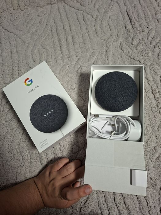 Vand google nest generatia a 2 a