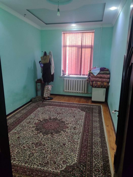 Продаётся 2х комн квартира на 2 этаже Ор-р   5 микрорайон