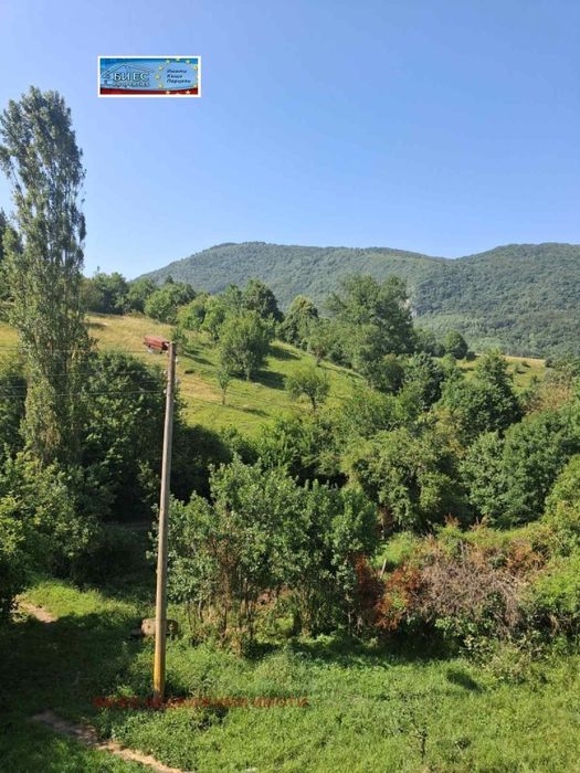 Продава къща  с. Филиповци 120 м²