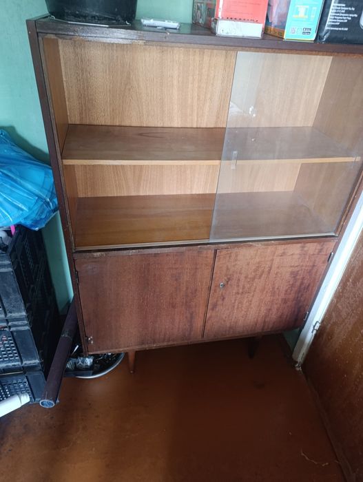 Продам шкаф советский