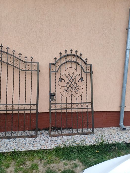 Porți fier forjat