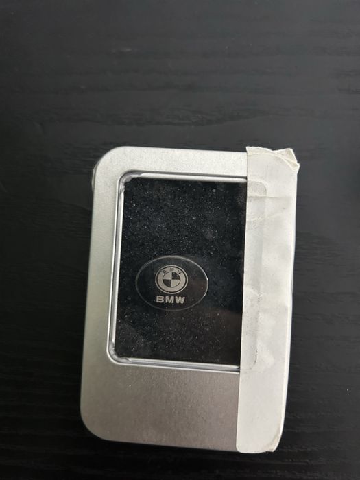 Stick dedicat BMW 8 gb