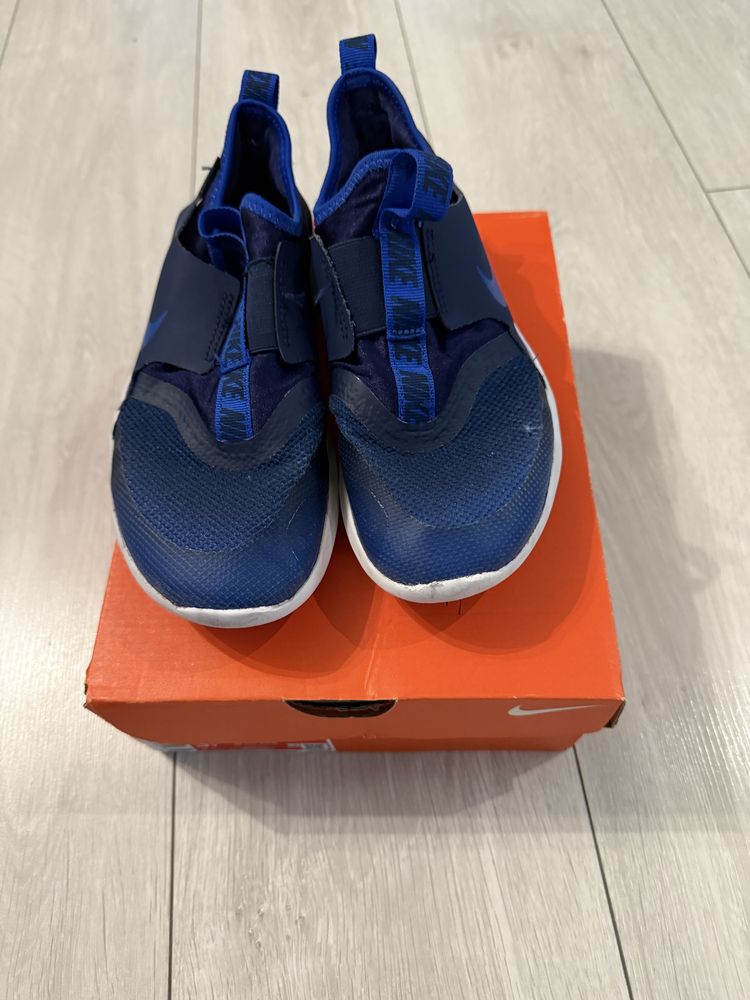 Детски маратонки nike 35 номер