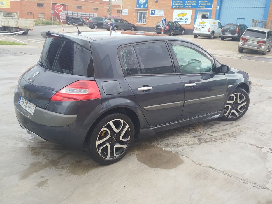 Продавам Renault Mégane