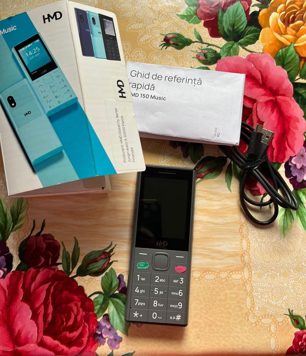 Telefon cu butoane HMD