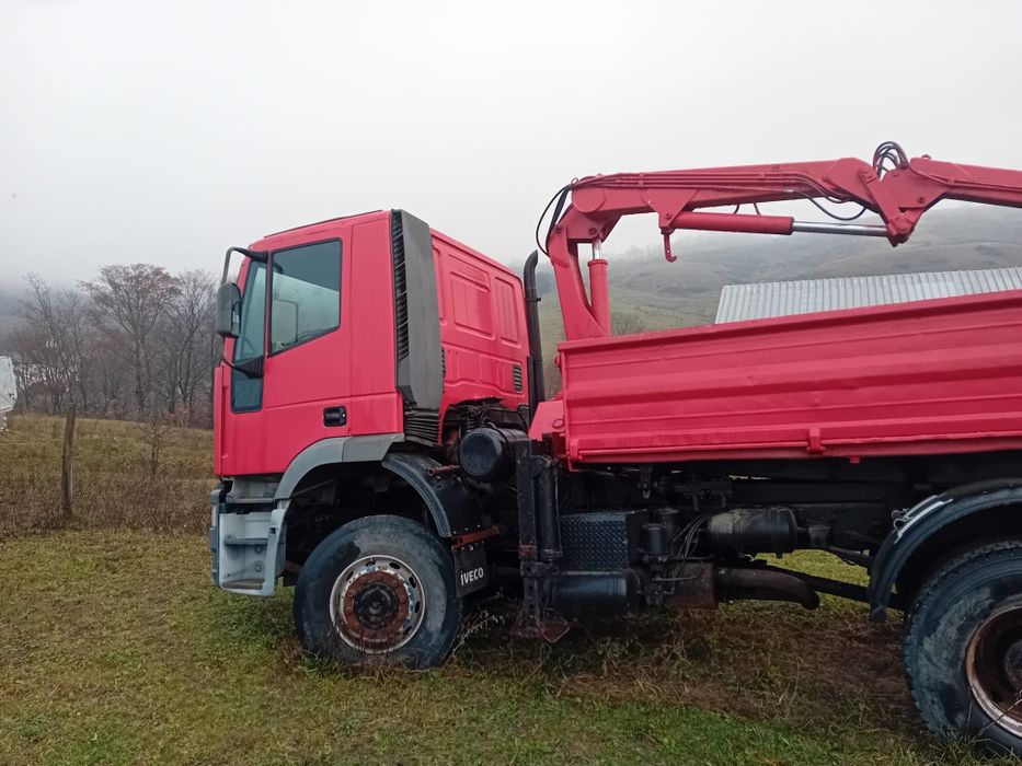 Iveco magirus 4×4 cu macara