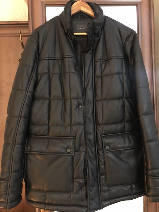 Зимняя чёрная куртка