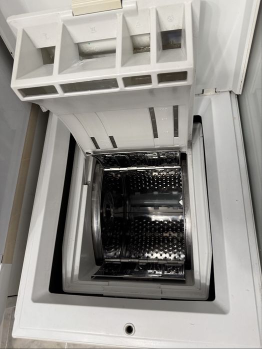 Пералня Whirlpool с горно зареждане