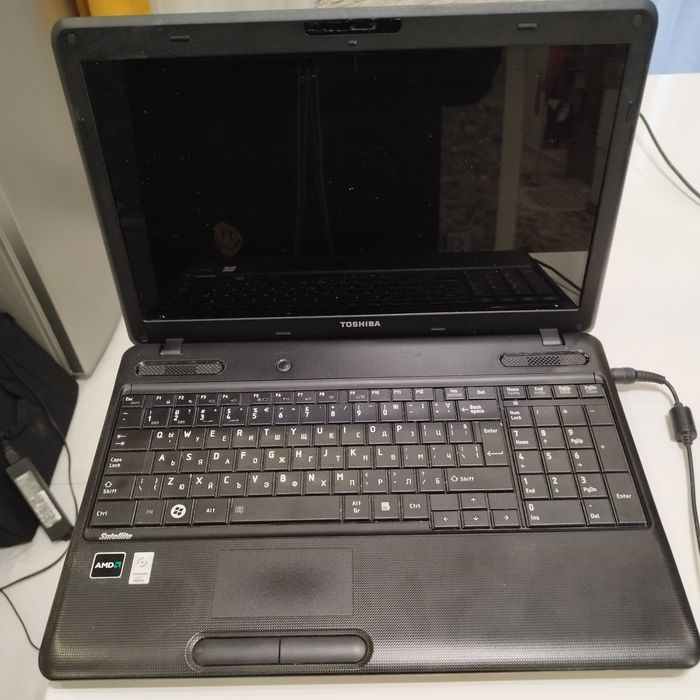 Toshiba Satellite S660 лаптоп
