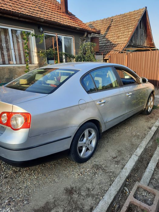 Vand Passat 1.6 benzina.an 2oo6