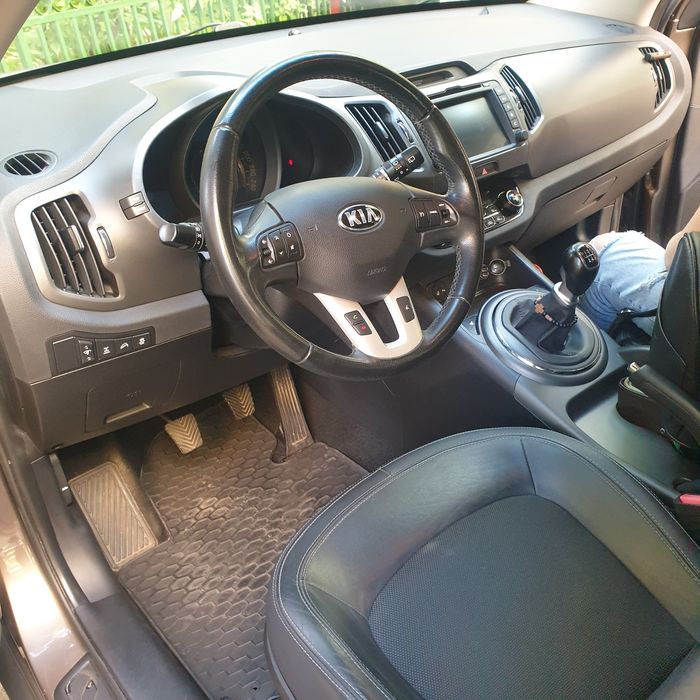Vand kia sportage 2013 2.0 diesel 184 cp