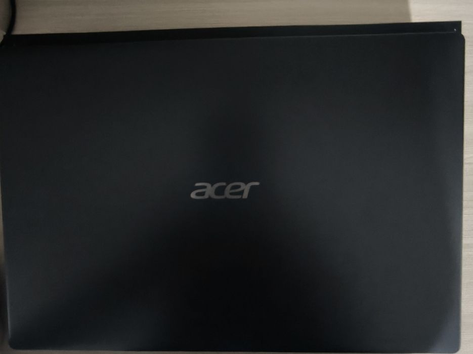 Ноутбук     Acer