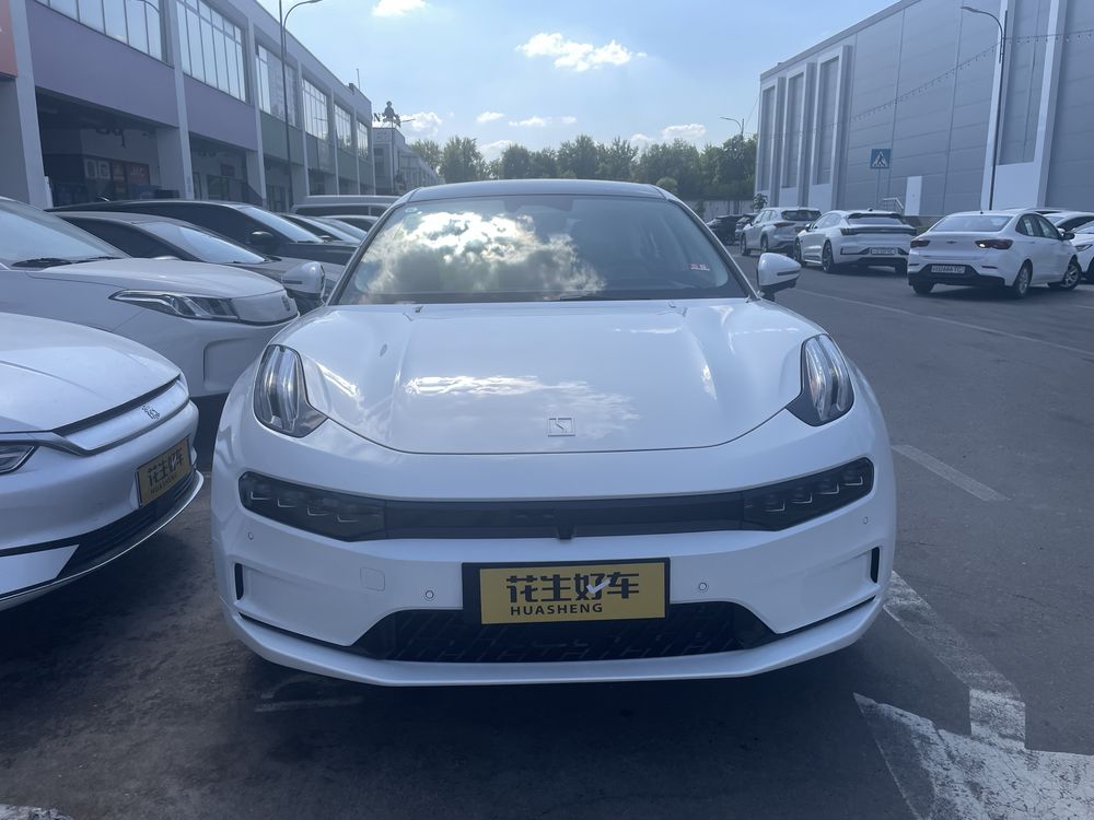 Zeekr 001 WE 741km