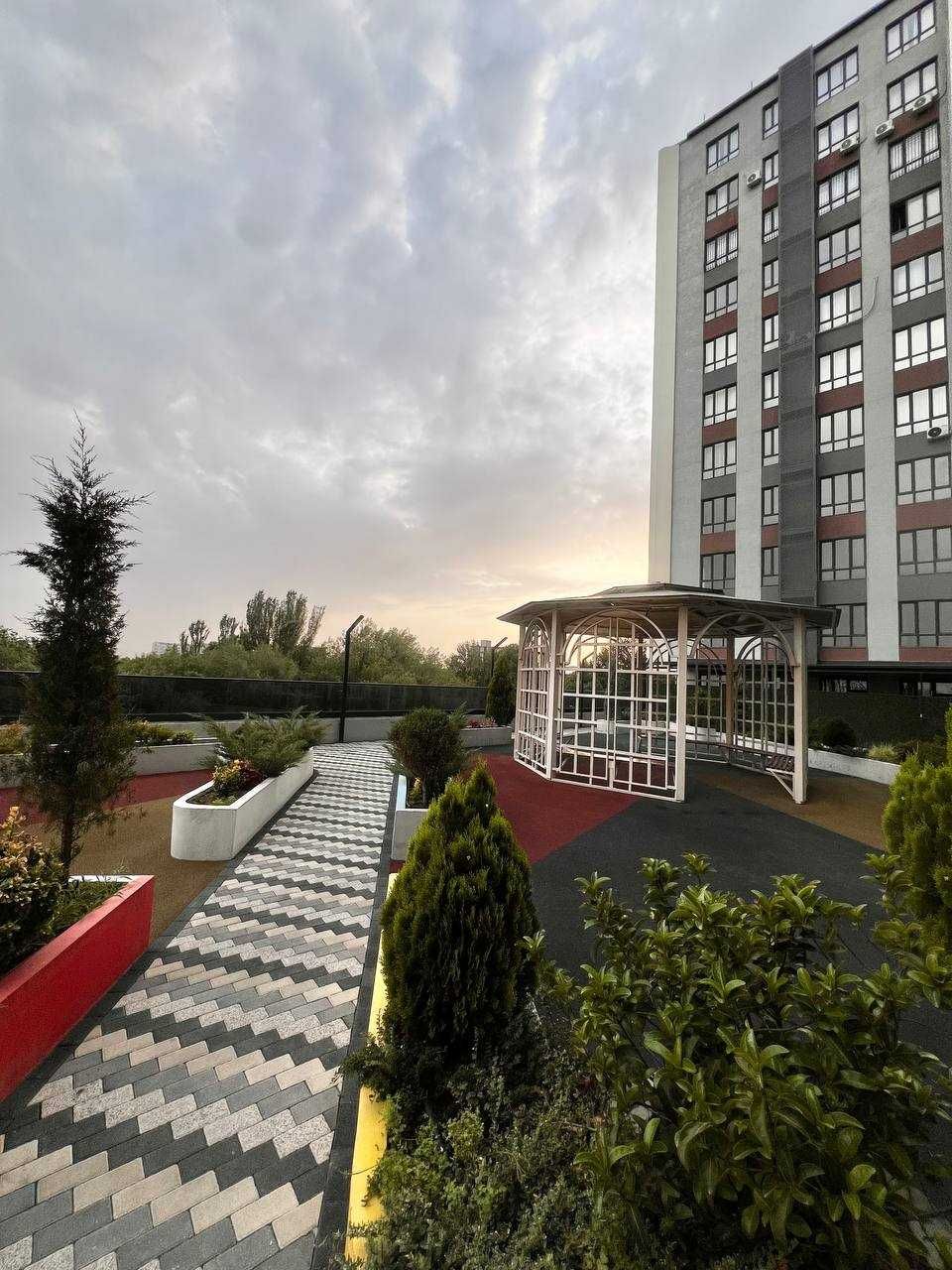 СРОЧНО продажа 2/9/16 ЖК "Prestige Gardens", 53м2