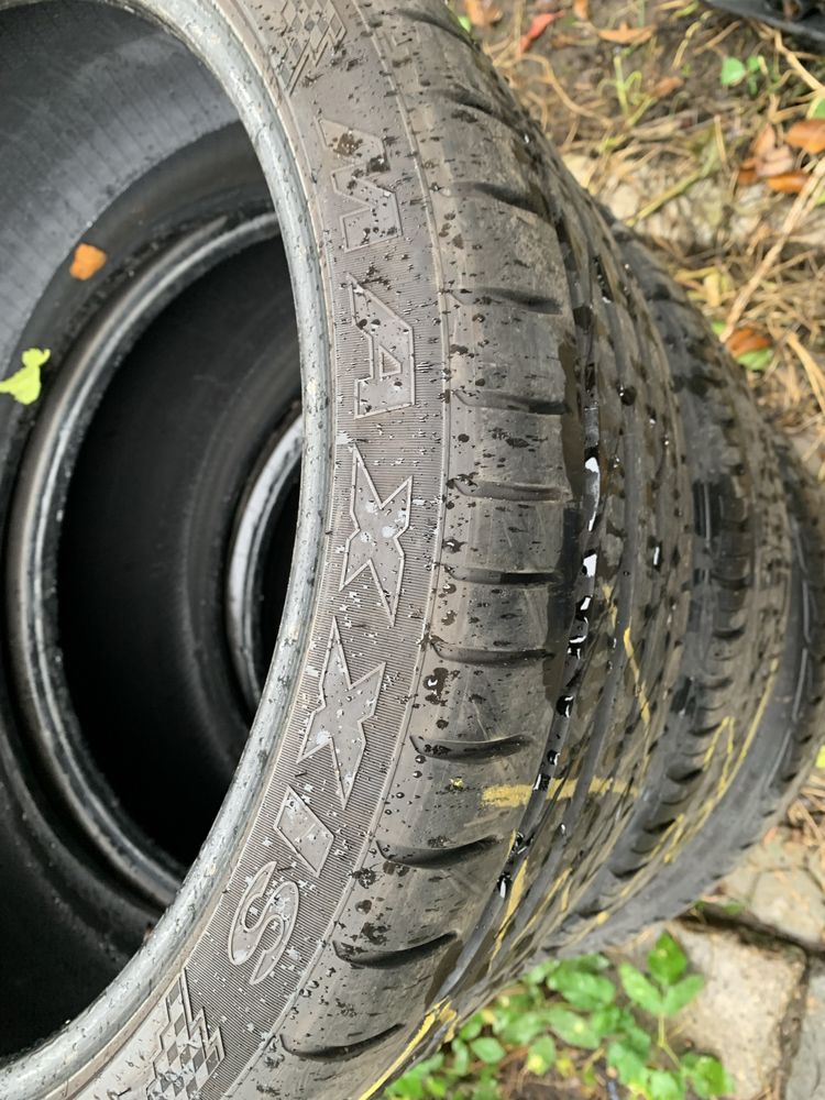 Anvelope vara 235/35 R19 - stare excelenta