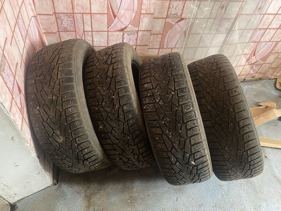 Продам зимнюю резину R 17