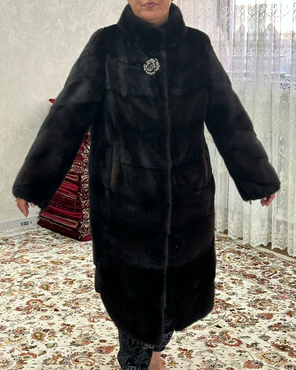 Продается Норковая шуба р.50-52