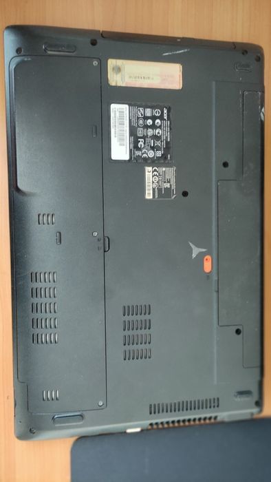 Продам ноутбук для работы