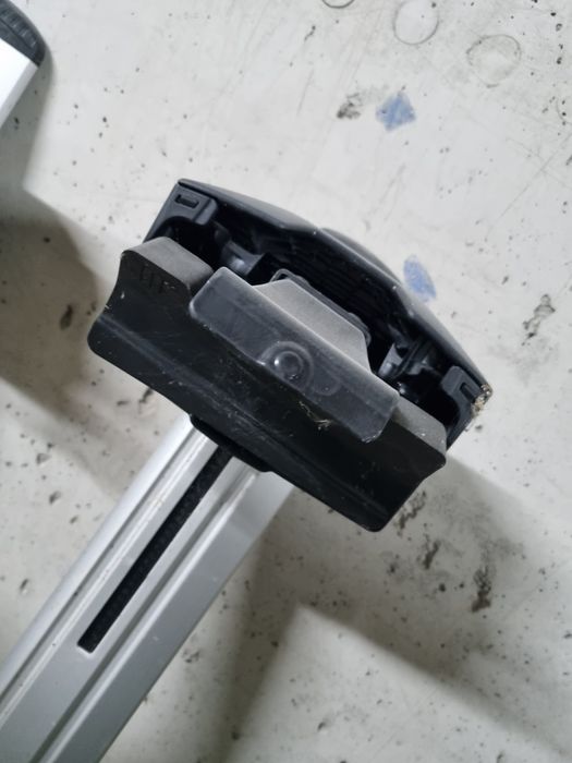 Bare thule wingbar evo