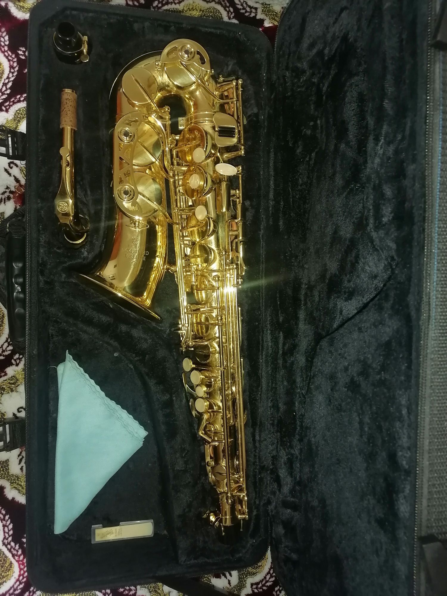 Vând saxofon alto Buffet Crampon S 100.
