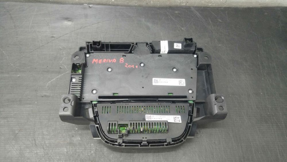 Panou control multifunctional opel meriva b s10 13346041 13346092 13288072