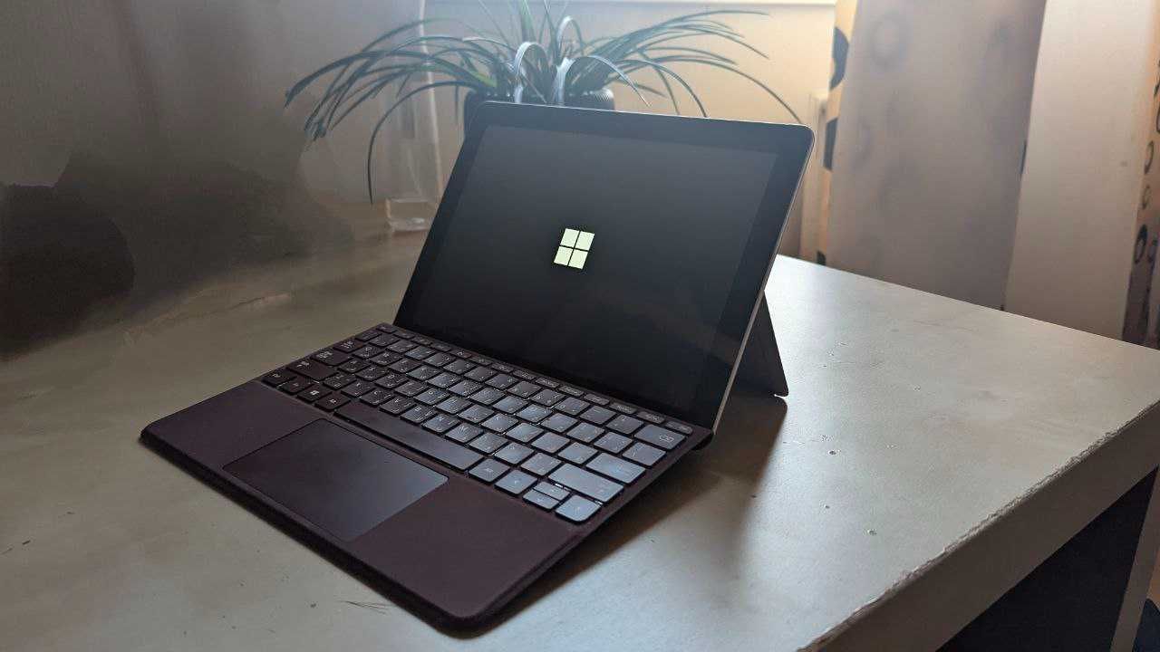 Microsoft Surface Go