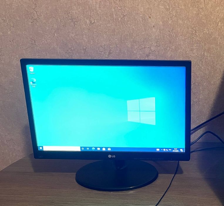 Монитор LG 19 дюймов