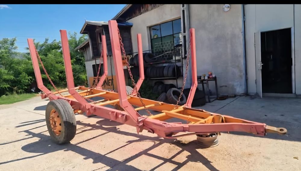 Remorca transport bușteni/forestieră